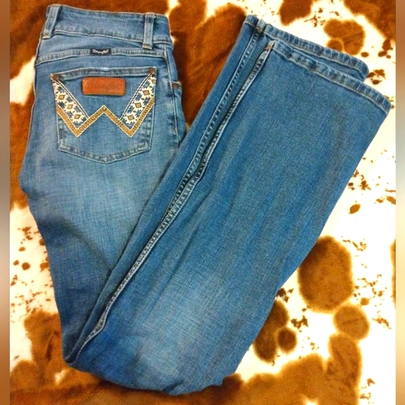 Women's Wrangler Low Rise Boot Cut Jeans - Picture 1 of 7
